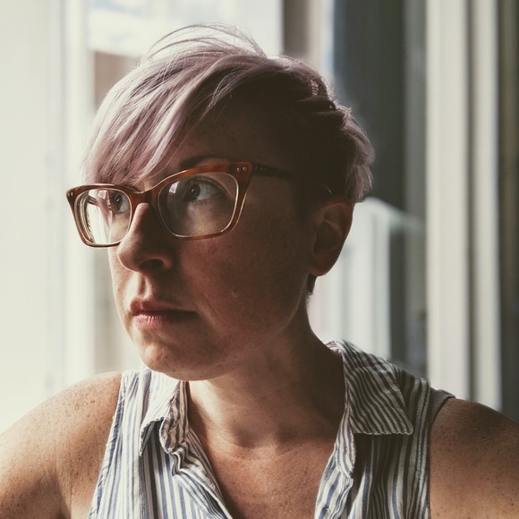 Meet your Posher, Kendra - Picture 2 of 10